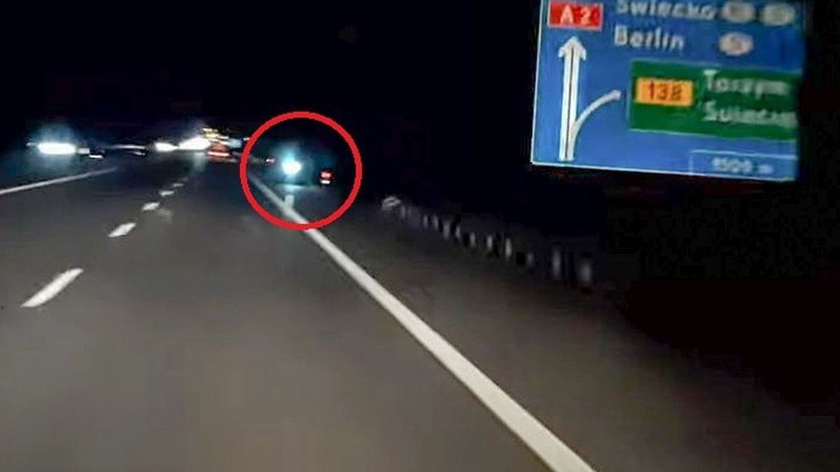 Nie dość, że autostradą, to jeszcze pod prąd.