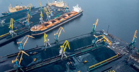 Węgiel jedzie do Polski z portu w Kłajpedzie. Nowy szlak solą w oku Rosji i Białorusi