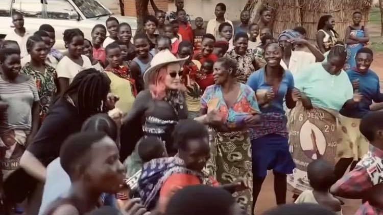 Madonna odwiedziła pięć krajów w trzy tygodnie