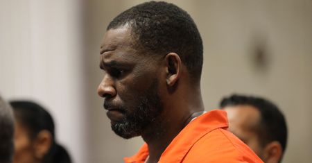 R. Kelly otrzymał kolejny cios. YouTube nie miał dla niego litości