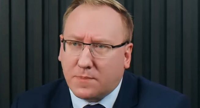 Pełnomocnik rządu: tezy Leszka Sykulskiego zbieżne z rosyjską propagandą. TV Trwam wycofała felieton