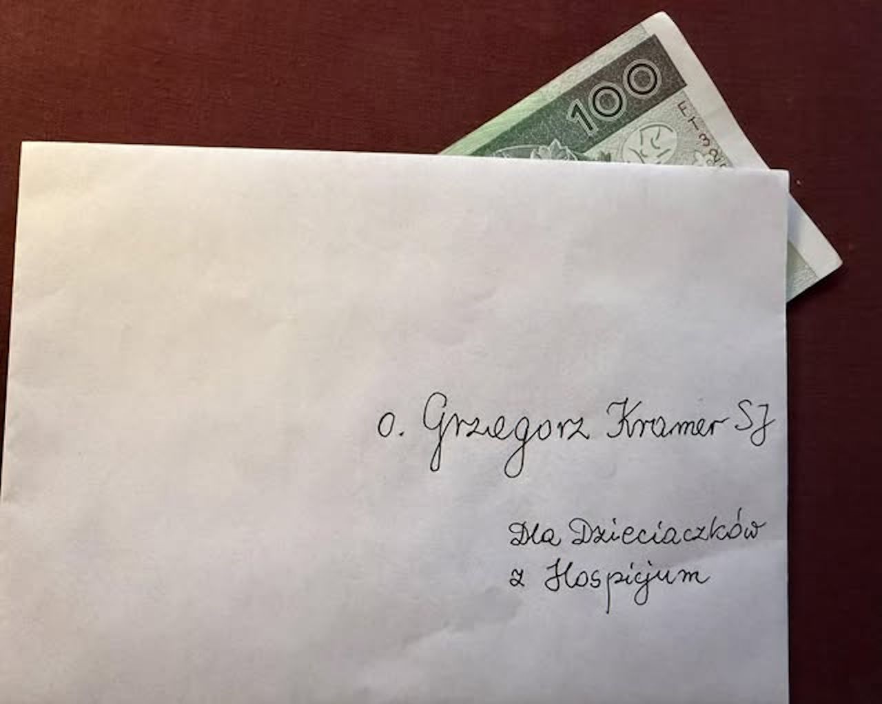 Ksiądz mówi, co robi pewne małżeństwo na mszy. "Za każdym razem się wzruszam"