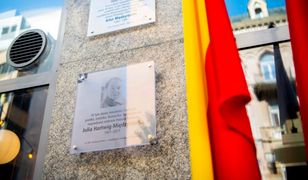 Warszawa. Tu mieszkała poetka. Nowa tablica na Marszałkowskiej