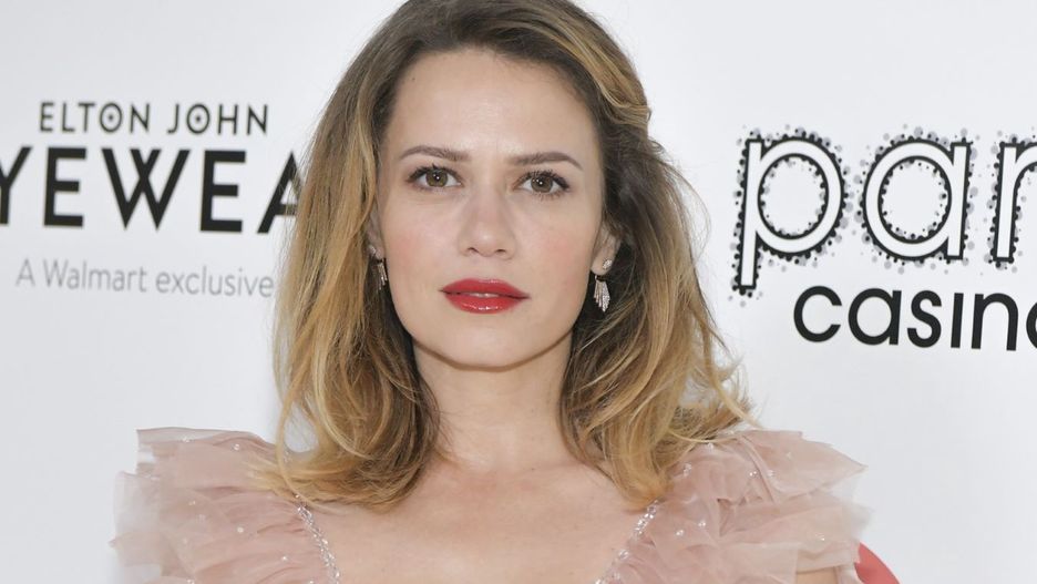 Bethany Joy Lenz była w sekcie