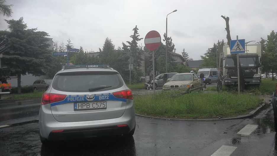 Wrocław. Poważny wypadek na Kochanowskiego. Utrudnienia w innych częściach miasta