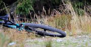 Krok od tragedii w Jaworznie. 7-latek wjechał rowerem pod samochód
