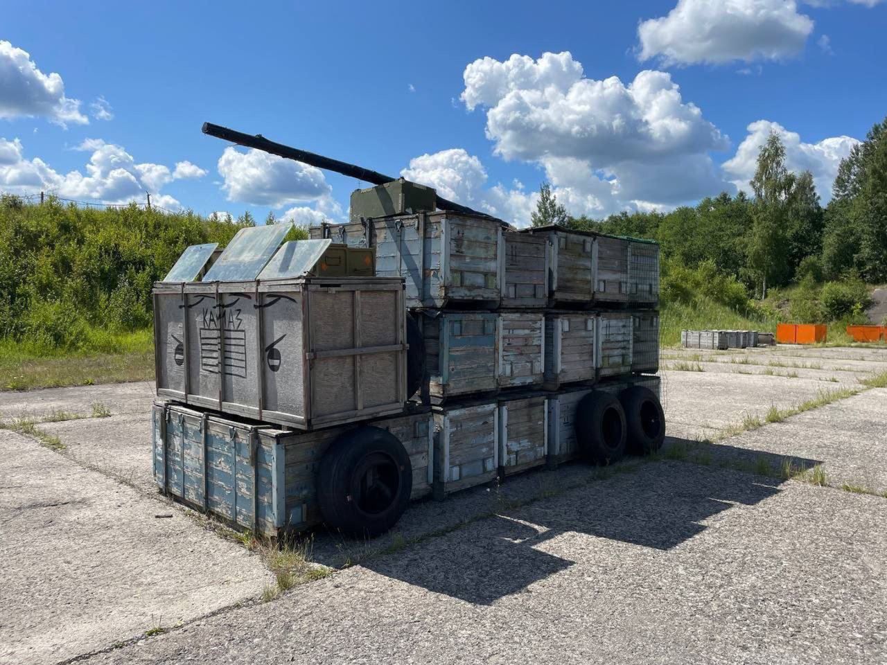 Rosyjska makieta imitująca Pancyr-S1.