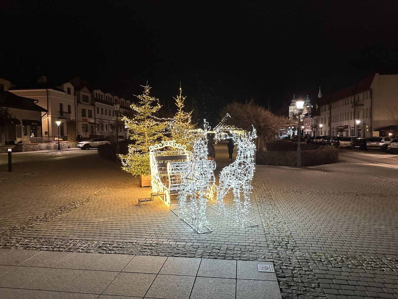 Opatów: Centrum miasta rozbłysło tysiącami światełek