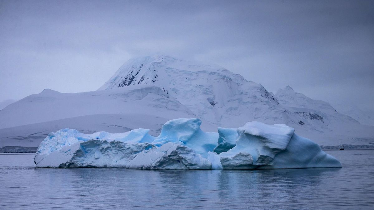 Lodowiec na Antarktydzie.