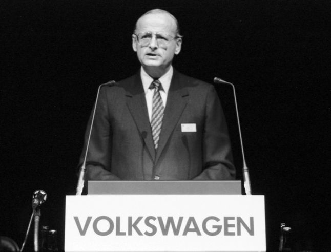 Carl Hahn, prezes zarządu Volkswagena w latach 1982-1992
