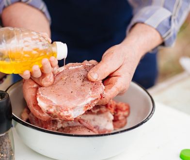 Mistrzostwo w grillowaniu. Wykorzystaj ten produkt i odmień smak swoich potraw