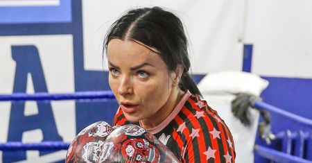 Wybranka Szpilki i zdjęcia z wakacji. Dolna część fotografii przykuwa uwagę
