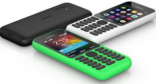 Nokia 215 - prosty telefon z dostępem do sieci od Microsoftu za 149 zł (wideo)