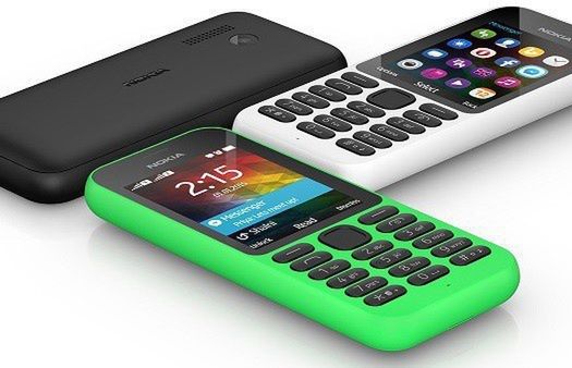 Nokia 215 - prosty telefon z dostępem do sieci od Microsoftu za 149 zł (wideo)