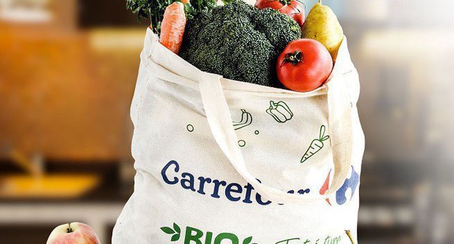 Carrefour uruchomił system „Poleceni". Rabaty za polecenia w sklepie online