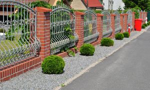 Sąsiad może zgłosić twój płot. Może cię czekać rozbiórka