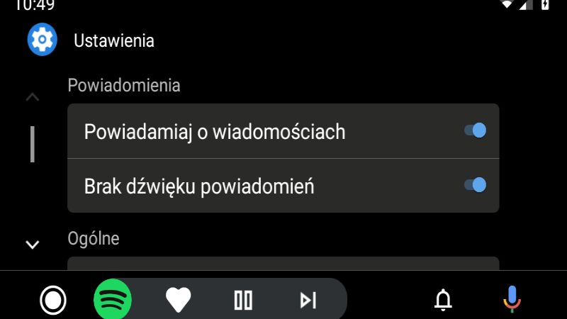 Android Auto oferuje odświeżone ustawienia, ale tylko w smartfonie, fot. Oskar Ziomek
