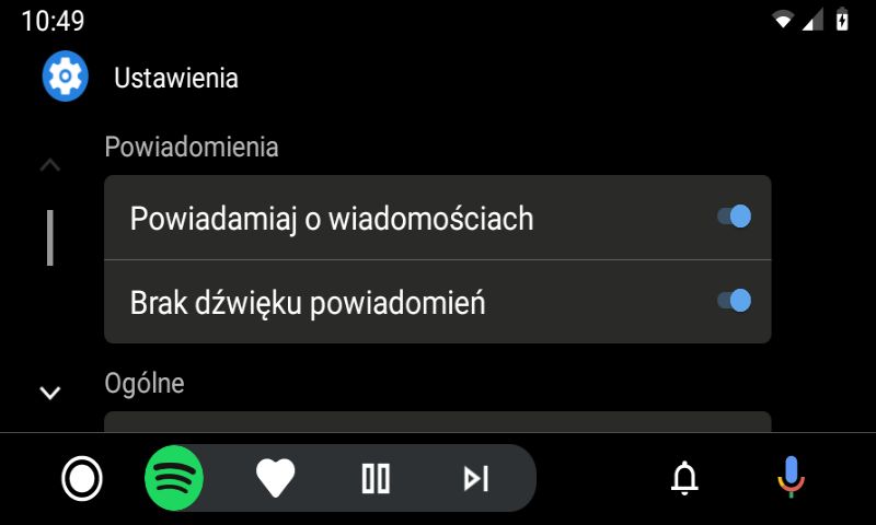 Android Auto oferuje odświeżone ustawienia, ale tylko w smartfonie, fot. Oskar Ziomek