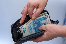 Program LEK obowiązuje w wielu gminach. Co miesiąc można dostać 300 zł na leki