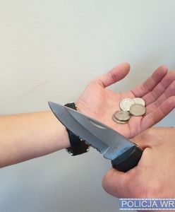 Chciał 5 zł na alkohol. Po chwili wyciągnął scyzoryk. O krok od tragedii