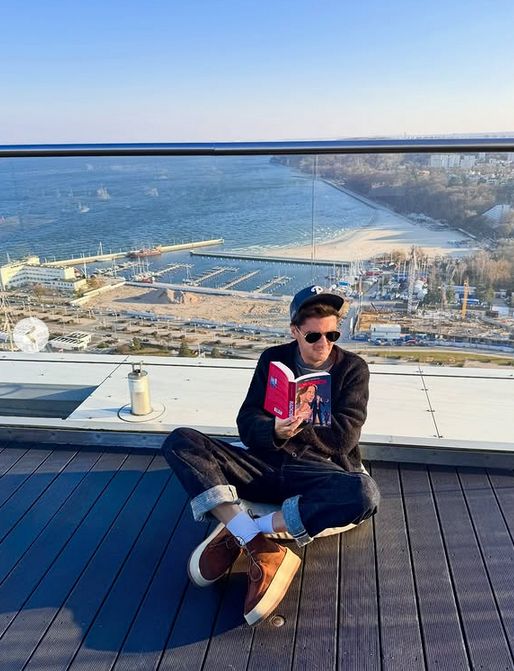 Kuba Wojewódzki ma piękny widok z tarasu 