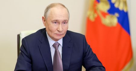 Tankowce z rosyjską ropą zmieniły kurs. Reakcja na zawieszenie sankcji USA