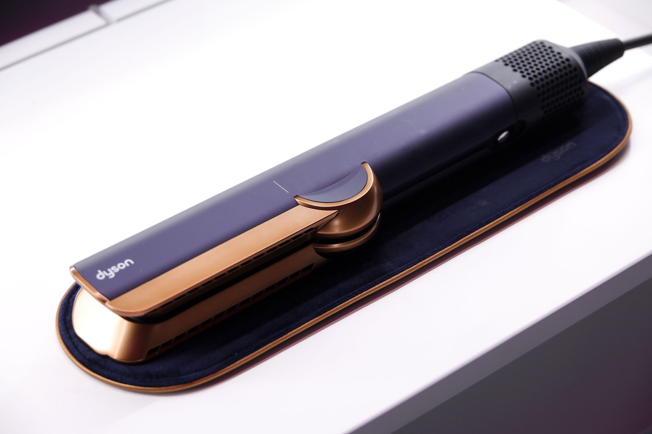 Aeroprostownica Dyson Airstrait