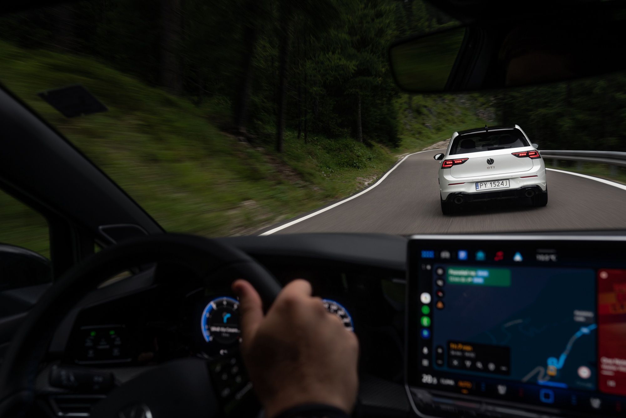 Gran turismo: Volkswagen Golf GTI Clubsport i R w Alpach