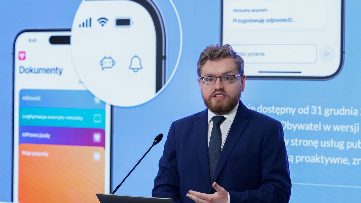 Warszawa, 30.12.2025. Wiceminister cyfryzacji Dariusz Standerski podczas konferencji prasowej w Ministerstwie Cyfryzacji w Warszawie, 30 bm. Temat spotkania: "Wirtualny asystent w aplikacji mObywatel". (ad) PAP/Paweł Supernak