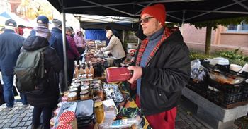 Toruń: Jemy suplementy zamiast zdrowej żywności. Ekspert apeluje