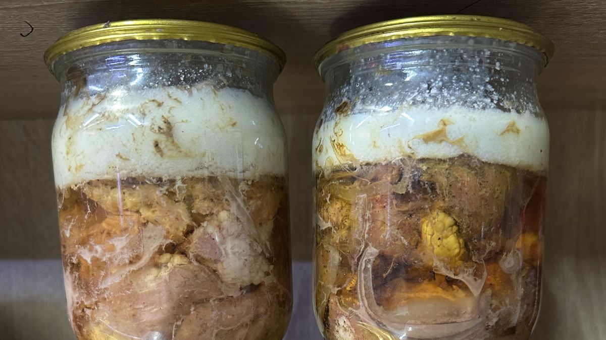 Domowa konserwa wieprzowa sprawdzi się na kanapki