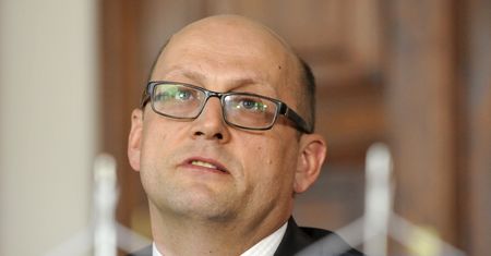 Prokuratorskie akta w garażu. Bilewicz sprawdza, co mogło być ukrywane