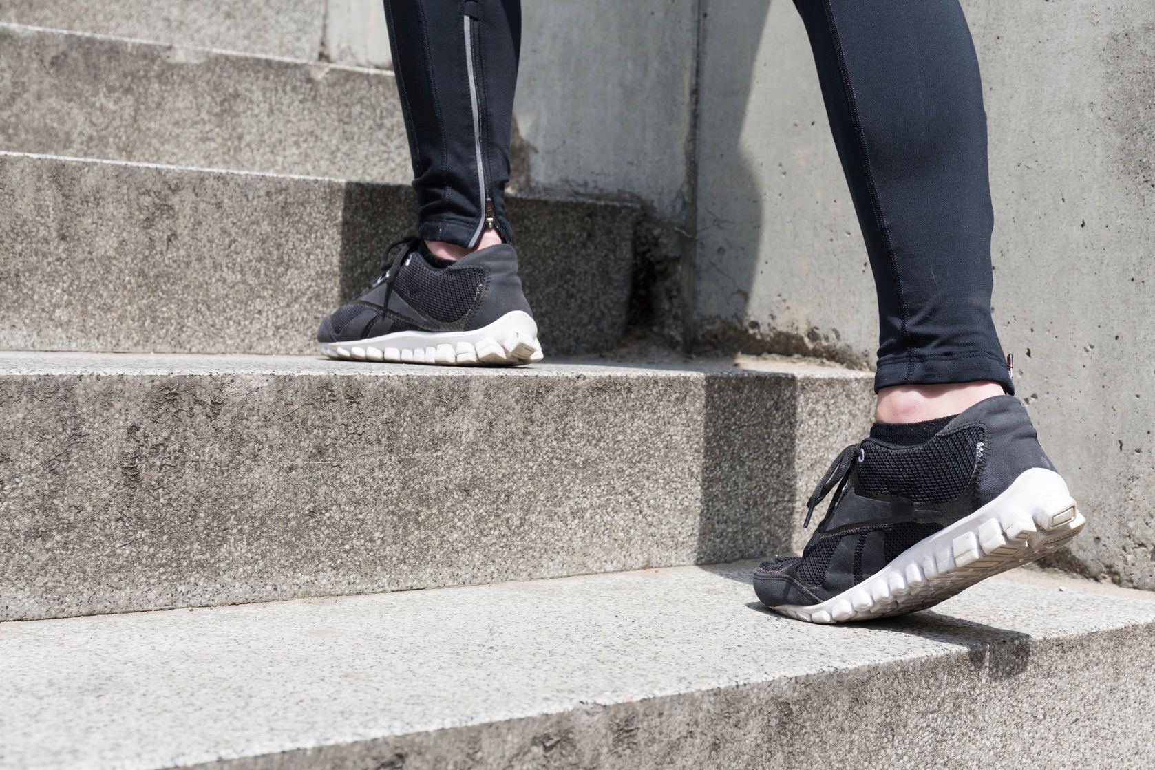 Wkrótce legginsy na cellulit mogą stać bardzo popularne wśród osób aktywnie uprawiających sport