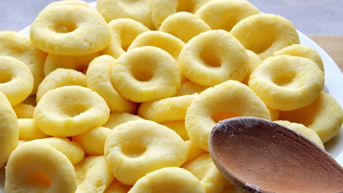 Do czego służy dziurka w kluskach śląskich?