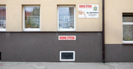 Kolejny alarm w oknie życia w Wieluniu. Trafiło tam piąte dziecko