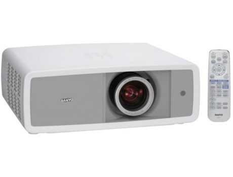 Sanyo Z700. Nowy projektor domowy 1