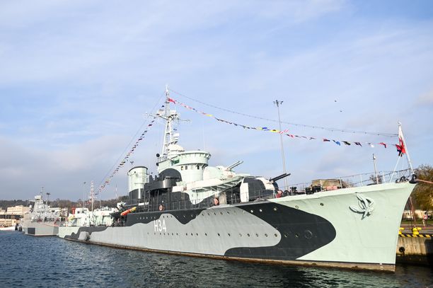 ORP Błyskawica w porcie w Gdyni