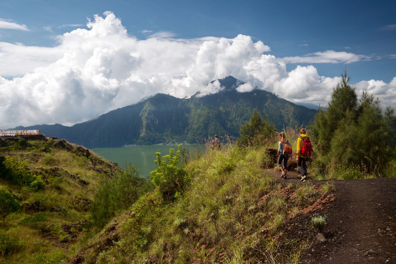 Tourists do not respect the sacred places of the Balinese