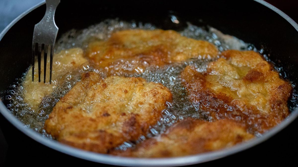 Kotlet schabowy może być częścią zbilansowanego posiłku.