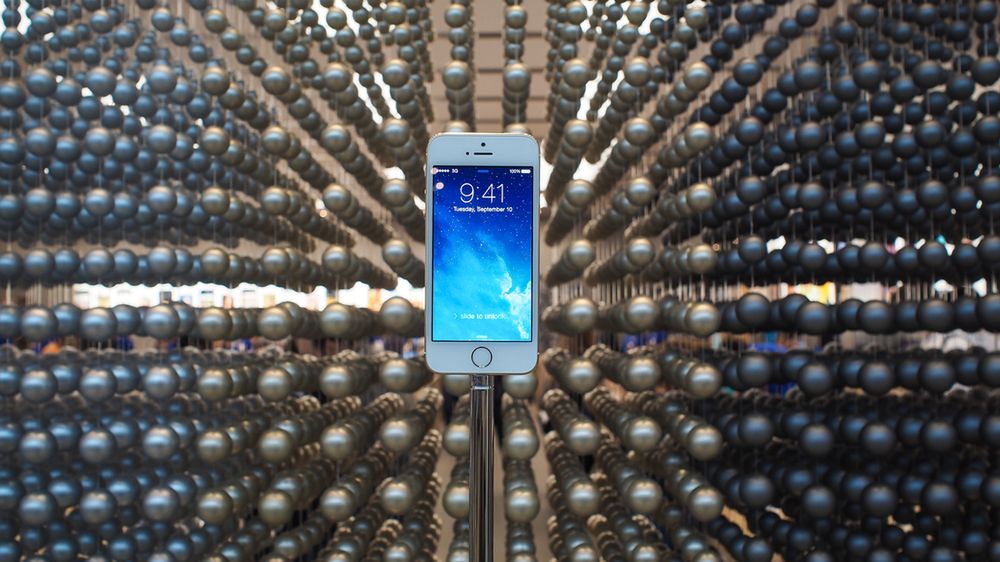 #WaszymZdaniem: Czy na rynku wciąż jest miejsce dla 4-calowych smartfonów? [Wyniki ankiety] 1