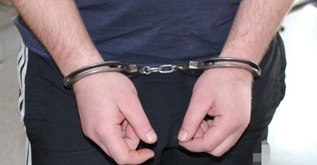 Jelenia Góra. Pościg za Oplem zakończony wypadkiem. W środku była trójka nieletnich