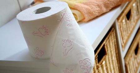 Nigdy nie kupuj takiego papieru toaletowego. Duże ryzyko