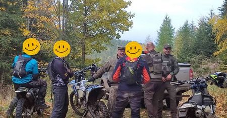 Kontrole w Lasach. Motocykliści złapani