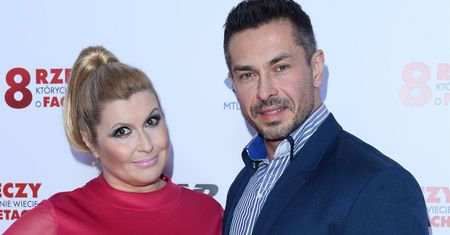 Mąż Katarzyny Skrzyneckiej zaliczył bolesny upadek w "Drag Me Out"! Musiał interweniować ratownik medyczny
