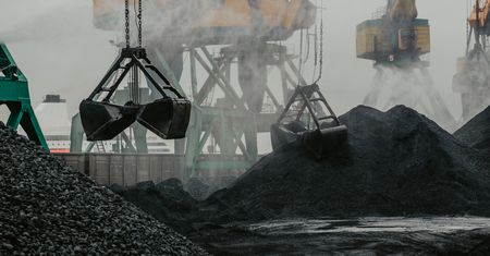 Import węgla do portów Europy rośnie. Ale gaz jest coraz tańszy