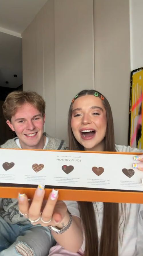 Nicol Pniewska testuje czekoladki za 5 tys. euro