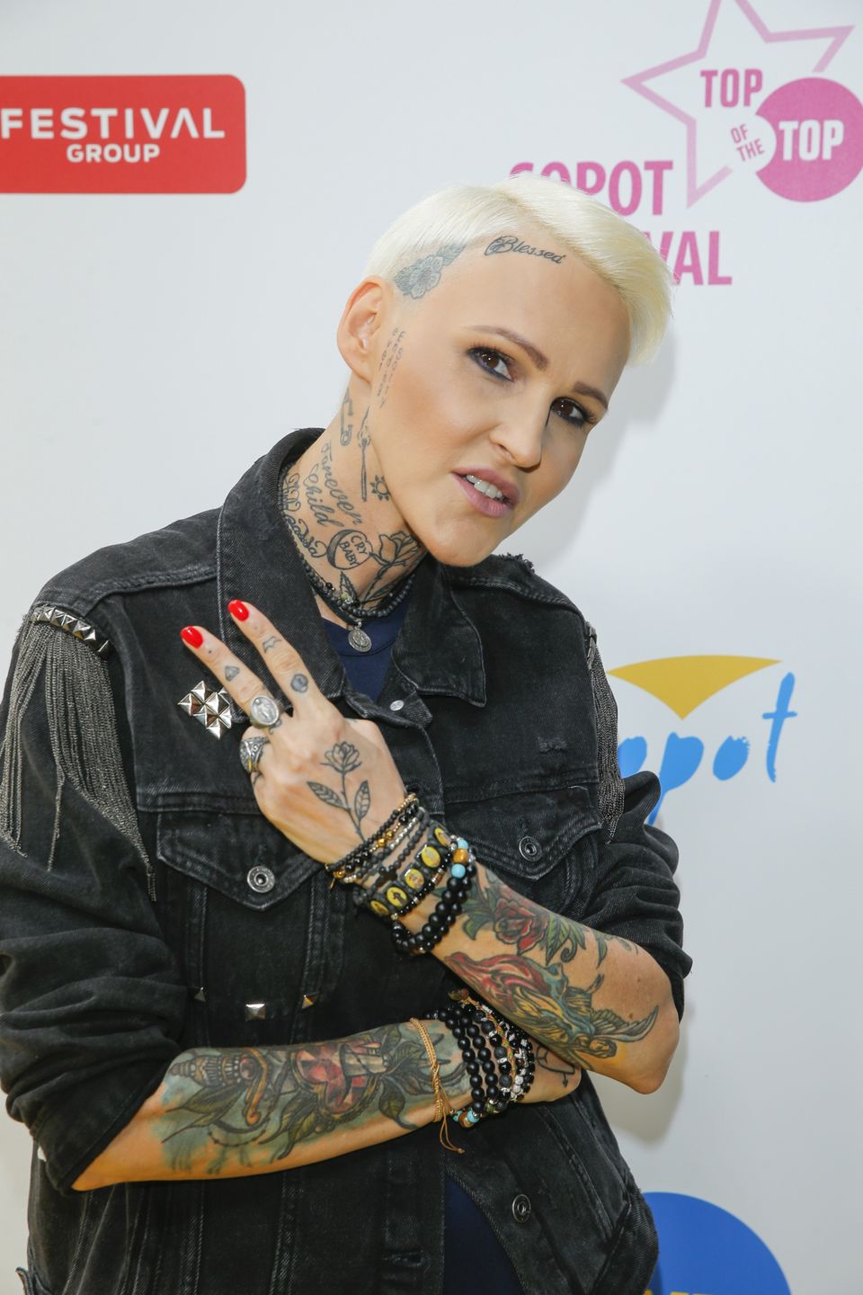 Agnieszka Chylińska śpiewa o płaczu i cierpieniu