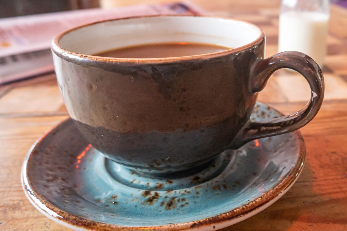 Dodaj szczyptę do kawy. Nawet lura z marketu będzie smakowała jak od baristy