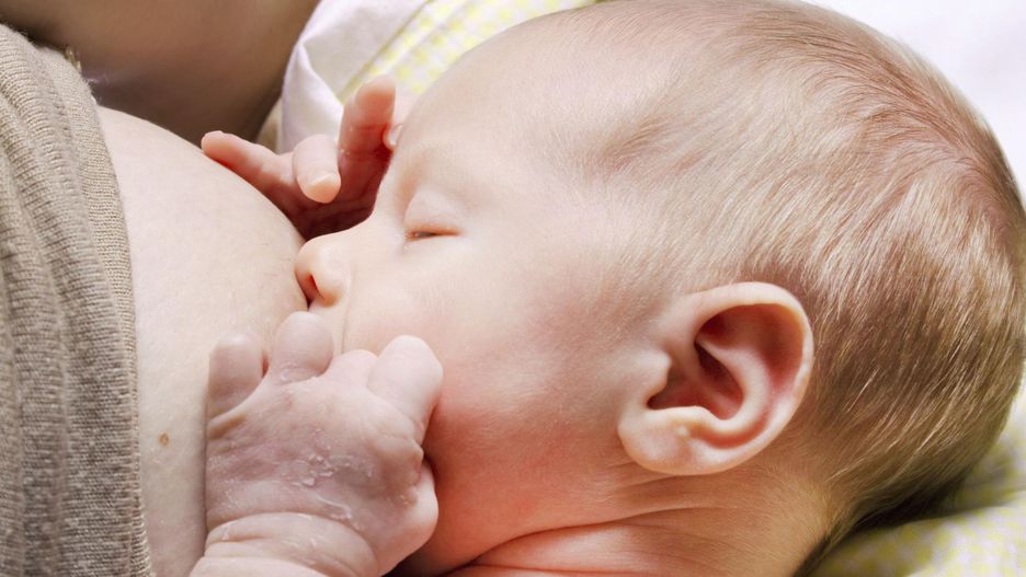 Kobieta karmiąca piersią powinna odżywiać się zdrowo