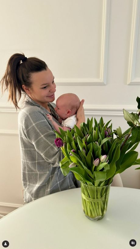 Paulina i Jakub Rzeźniczakowie z córką